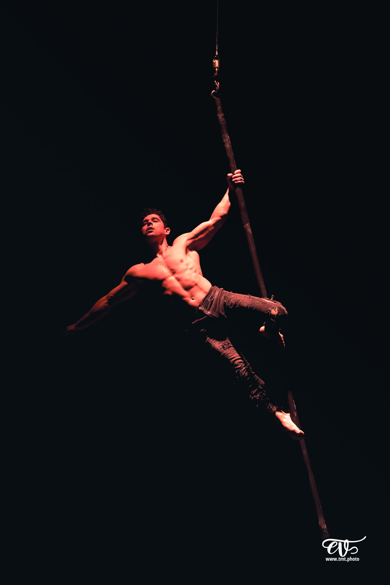 PARADISUM (CIE RECIRQUEL)